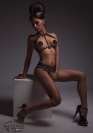 STRING NU TAILLE HAUTE